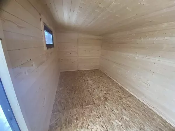 Миниатюра 12